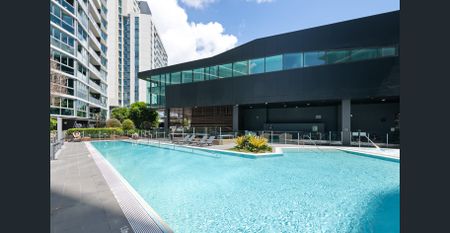 W1515/8 Hercules Street, Hamilton, Qld 4007 - Photo 3