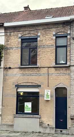 Instapklare woning met 3 slaapkamers en tuin te Roeselare - Foto 5