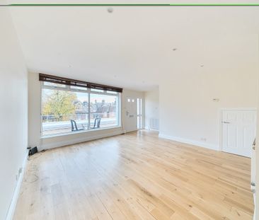 3 bedroom maisonette to rent - Photo 2