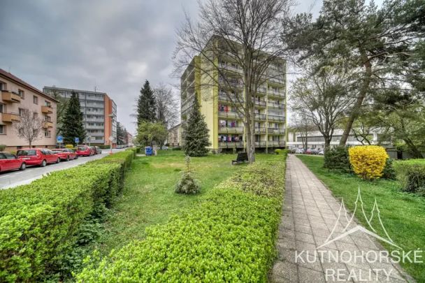 Pronájem bytu 3+1 se dvěma balkony, 67 m - Photo 1