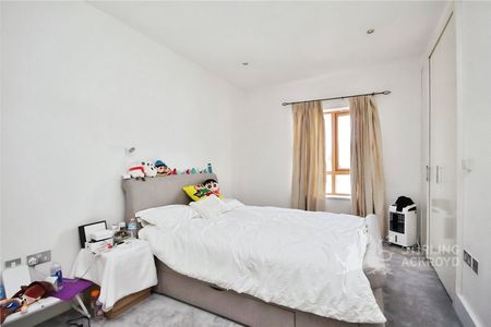 Trinity Gate, Epsom Road, Guildford, Surrey, GU1 3PN - Photo 4