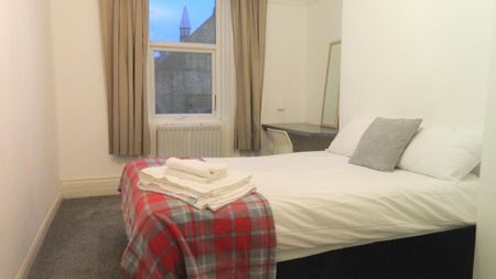 5 bedroom maisonette to rent - Photo 4