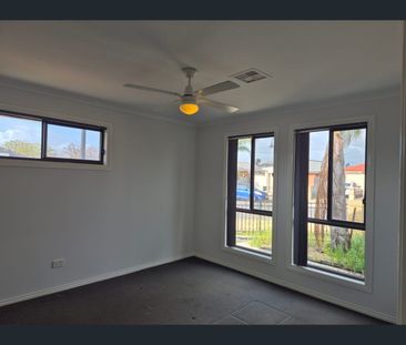 24 St Clair Avenue, Andrews Farm, SA 5114 - Photo 2