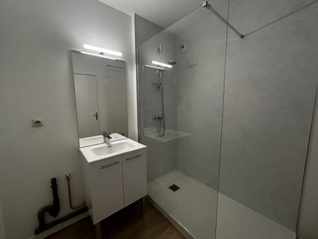 Appartement T4 à louer - 75 m² - Photo 3