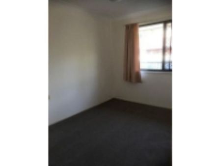 Convenient & Comfortable Living in a Quiet Cul-de-Sac - Photo 3