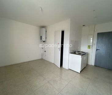 Location Appartement 1 pièce 25m² LE GRAND QUEVILLY 76120 - Photo 2