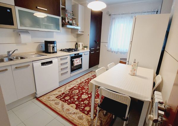 T2 for rent, next to the Glicínias Shopping Center, Aveiro.