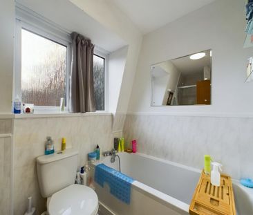 2 bedroom flat to rent - Photo 6