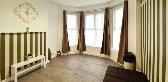 Granville Road - Photo 2