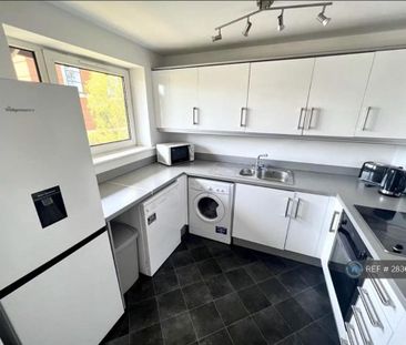 2 bedroom flat to rent - Photo 6