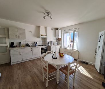 Location Appartement 3 pièces 82m² - Photo 4
