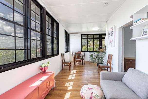 2/37 Hale Street, Townsville City - Photo 1