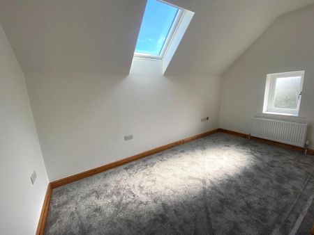 3 bedroom detached house to rent - Photo 3