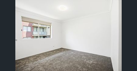 Affordable Charm in the Heart of Penrith - Photo 5