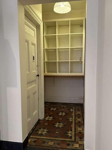 Flat One - Self Contained ? Required Pcm For Bills Except Council Tax, Ground Floor Flat, Leslie Road. Nottingham, NG7 - Photo 3