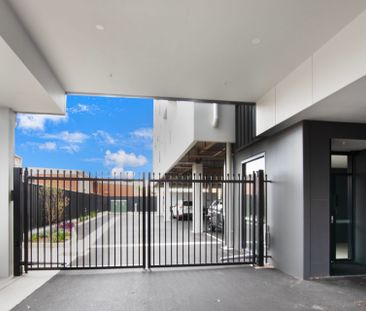 Modern Two Bedroom Apartment in Goodwood With Stunning Views - Photo 3