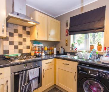 3 bedroom terraced house to rent - Photo 6
