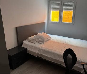 Avenida de Carlos Haya, Málaga, Andalusia 29010 - Photo 1