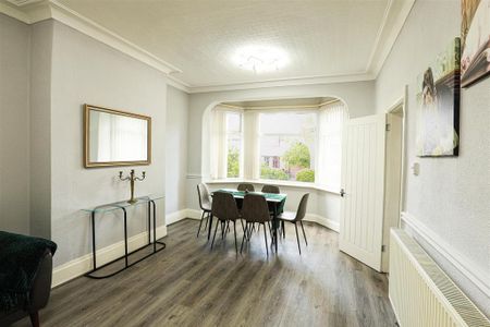 3 bedroom semi-detached house to rent - Photo 2