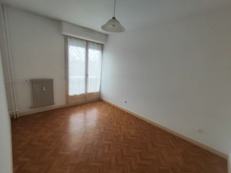 Location Appartement 3 pièces 95m² BEAUNE 21200 - Photo 5