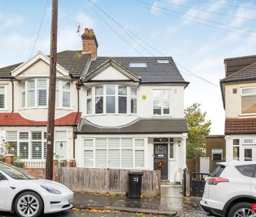 5 bedroom semi-detached house to rent - Photo 3