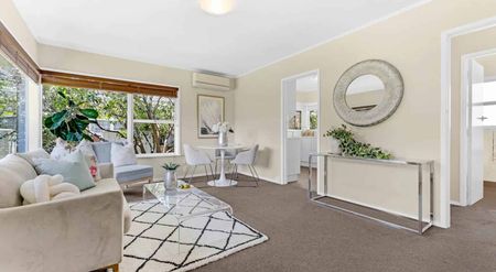 Single Level And Sunny - Photo 4