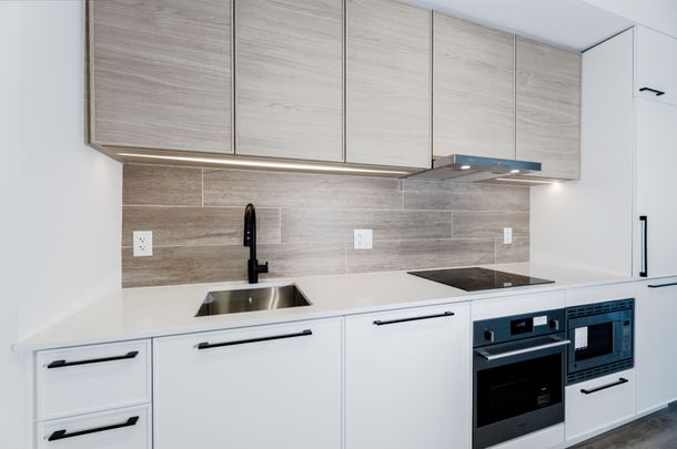 For Lease - 1050 Eastern Avenue Unit# 1022, Toronto, Ontario - Photo 1