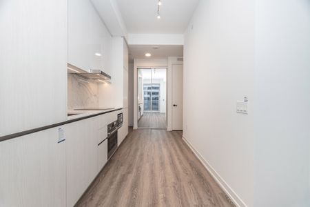 For Lease - 8 Interchange Way Unit# 1601, Vaughan, Ontario - Photo 4