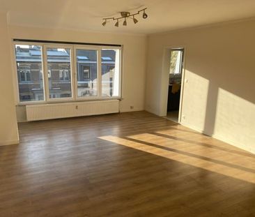 Appartement te huur - Foto 1