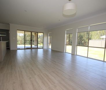SEA BREEZE ESTATE - POTTSVILLE - Photo 5