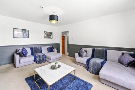 Avon Crescent - Photo 4