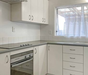 Massey- Three bedroom house - Photo 5