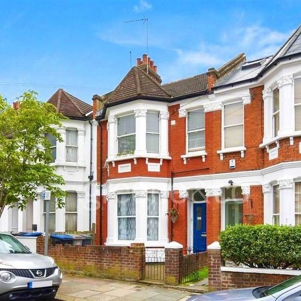 Room in a Shared House, Pine Road, NW2 - Photo 1