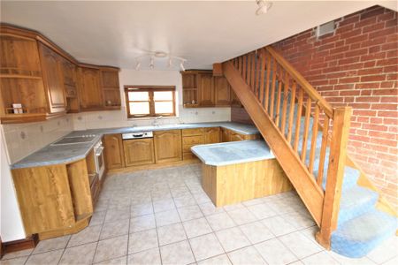 2 bedroom barn conversion to let - Photo 5