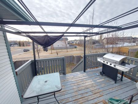 Beautiful 5 Bedroom House In Oriole Park! - Photo 3