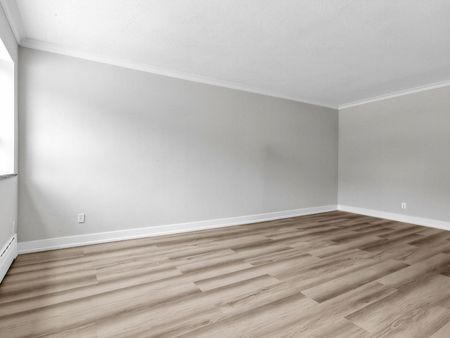For Lease - 1243 Broadview Avenue Unit# 201, Toronto, Ontario - Photo 2