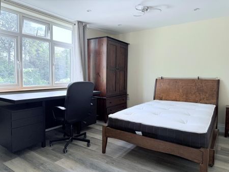 6 bedroom semi-detached house to rent - Photo 5