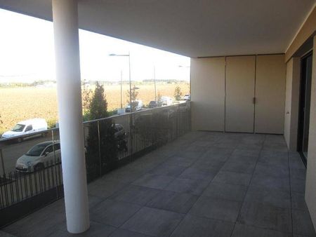 Location appartement récent 3 pièces 67.6 m² à Lattes (34970) - Photo 5