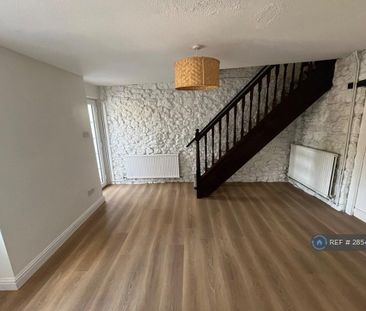 3 bedroom terraced house to rent - Photo 6