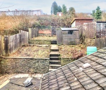 3 bedroom terraced house to rent - Photo 2