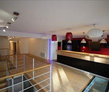 Location Appartement 4 pièces 96m² - Photo 4