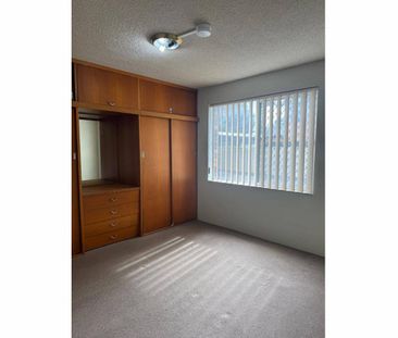 TWO BEDROOM GROUND FLOOR UNIT - Photo 2