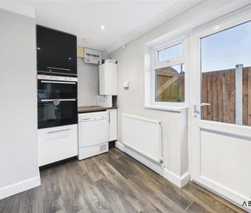 3 bedroom house to rent - Photo 1