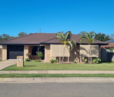 18 Moonstone Dr, 4655, Urangan Qld - Photo 2