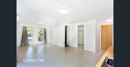 Hidden Gem in Reedy Creek – Spacious 1-Bedroom Flat in Prime Location! - Photo 3