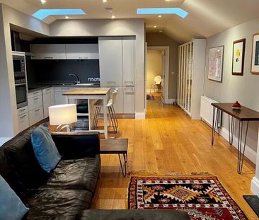 1a The Close, Holywood, BT18 0AW - Photo 1