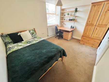 5 Bedrooms, 44 Irving Road – Student Accommodation Coventry - Photo 5