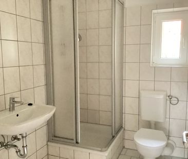 2-Zimmer-Wohlfühlwohnung mit Dusche + Balkon - Photo 2