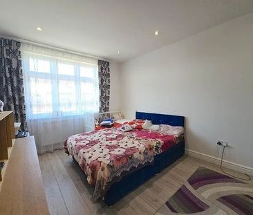 5 Bed Terraced House, Great Cambridge Road, N17 - Photo 2
