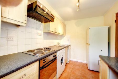 2 bedroom flat to rent - Photo 4